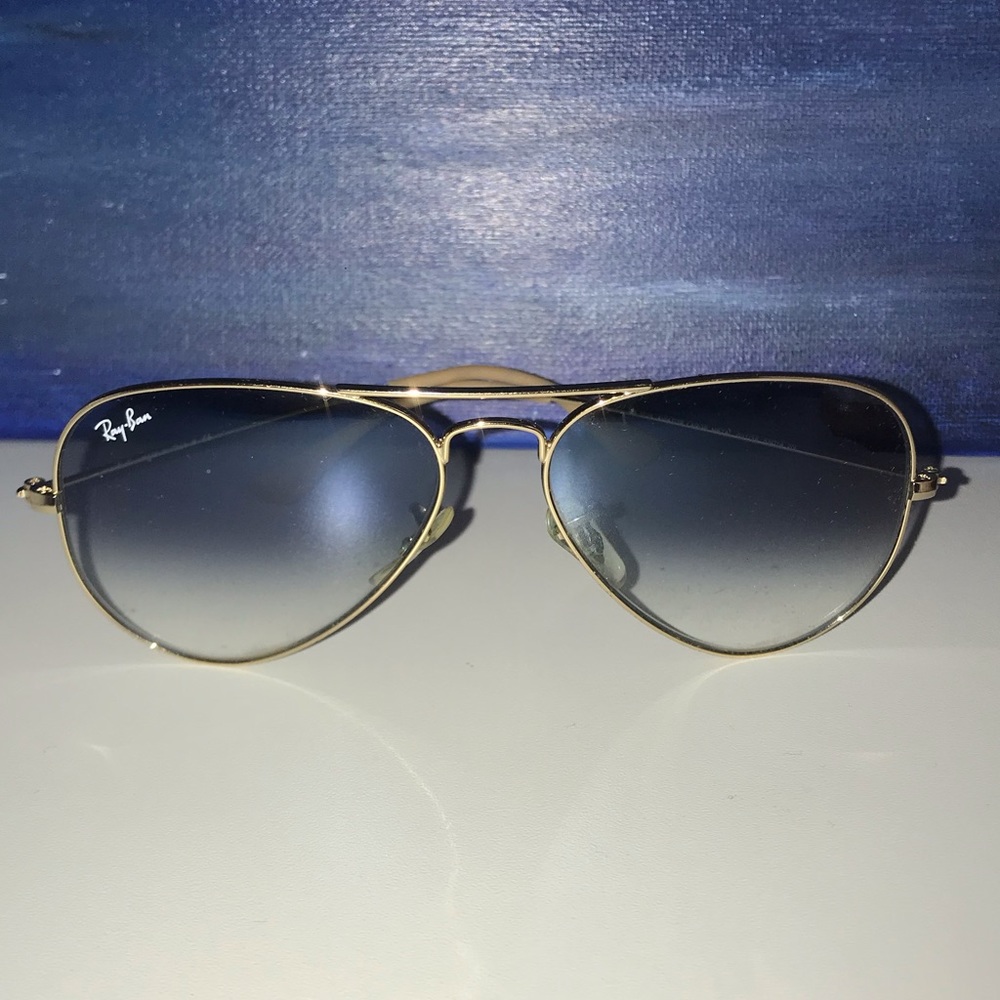 Ray-Ban Aviator Gradient Lens Sunglasses